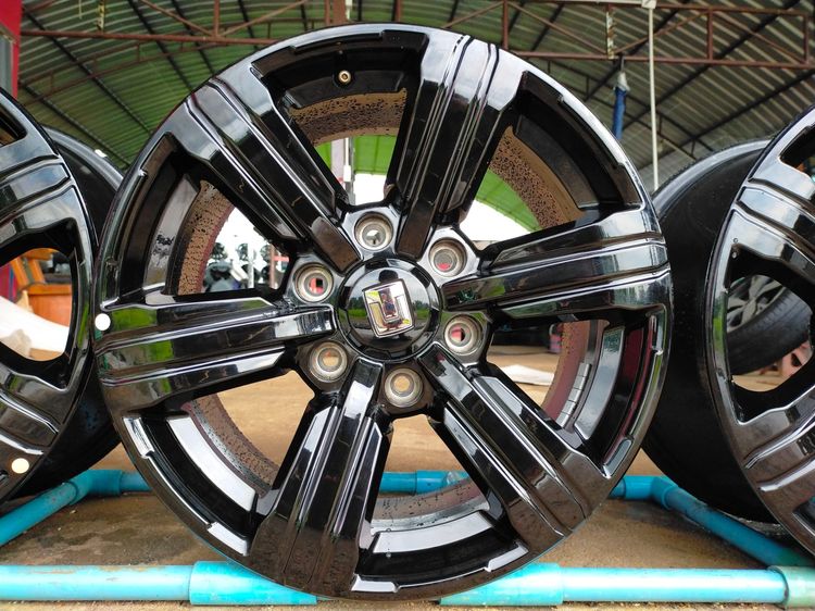 แม็กขอบ17 กว้าง8 et36 สีเดิม ใส่d-max เรนเจอร์ bt50 ไทรทัน รูปที่ 3