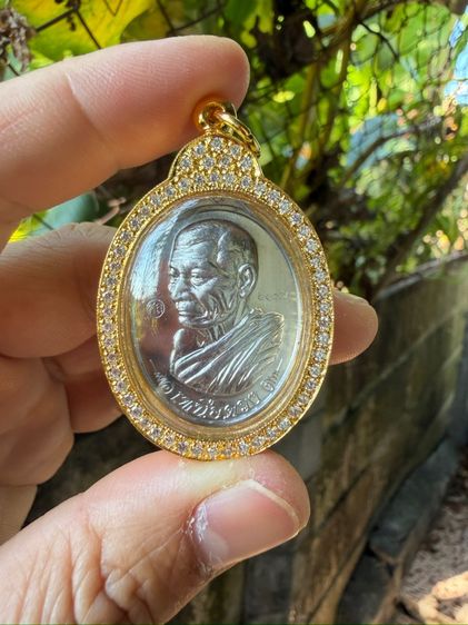 หลวงปู่ศิลา สิริจันโท รุ่นเหนือดวง3 เนื้อเงินบริสุทธิ์ รูปที่ 9