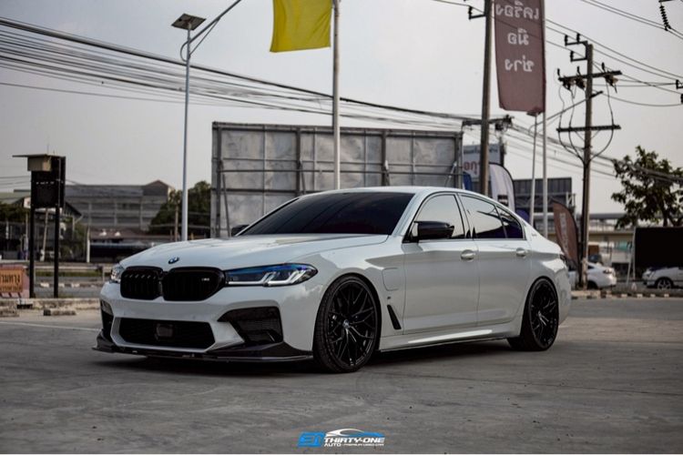 BMW Series 5 2020 530e Sedan ไฮบริด ไม่ติดแก๊ส เกียร์อัตโนมัติ ขาว รูปที่ 2