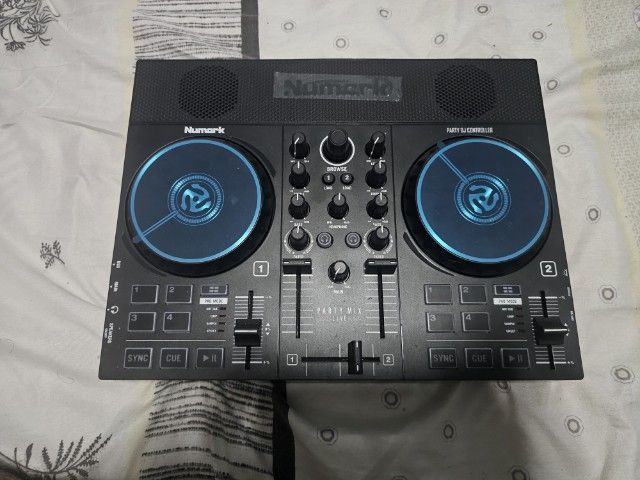 Numark Party Mix Live 🎧 รูปที่ 2