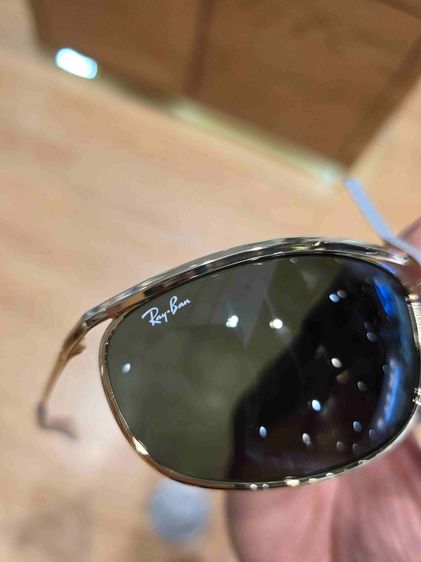 แว่นตา RAYBAN ของแท้ รับประกันแท้ ซื้อจากห้าง  เดิมๆ ของใหม่เก่าเก็บ สวยหายาก พร้อมกล่องใหม่ๆ ขายขาดทุนให้ครับพี่ๆ ซื้อผิดรุ่นใหุ้ณพ่อ ครับ  รูปที่ 9