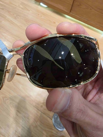 แว่นตา RAYBAN ของแท้ รับประกันแท้ ซื้อจากห้าง  เดิมๆ ของใหม่เก่าเก็บ สวยหายาก พร้อมกล่องใหม่ๆ ขายขาดทุนให้ครับพี่ๆ ซื้อผิดรุ่นใหุ้ณพ่อ ครับ  รูปที่ 5