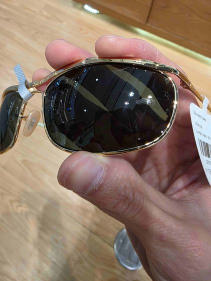 แว่นตา RAYBAN ของแท้ รับประกันแท้ ซื้อจากห้าง  เดิมๆ ของใหม่เก่าเก็บ สวยหายาก พร้อมกล่องใหม่ๆ ขายขาดทุนให้ครับพี่ๆ ซื้อผิดรุ่นใหุ้ณพ่อ ครับ  รูปที่ 4