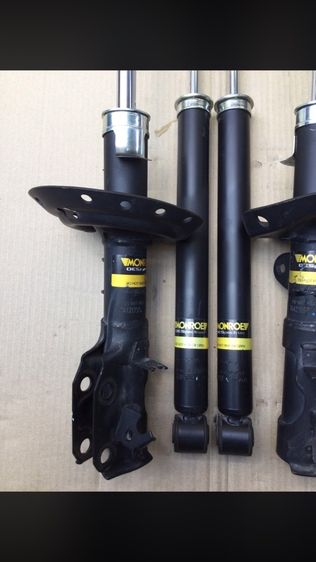 โช๊ค หน้า หลัง Monroe Oespectrum HONDA jazz Gk. City ปี 2014 ถึง 2020  รูปที่ 4