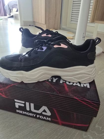FILA รองเท้าผู้หญิง มือสองสภาพดี  รูปที่ 6