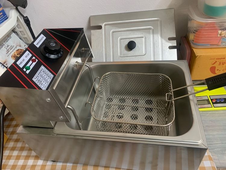 ของใหม่ เตาทอดไฟฟ้า หม้อทอดไฟฟ้า ขนาด 8 ลิตร หม้อทอดเพื่อการพาณิชย์ Deep fryer หม้อทอด เตาทอด รูปที่ 2