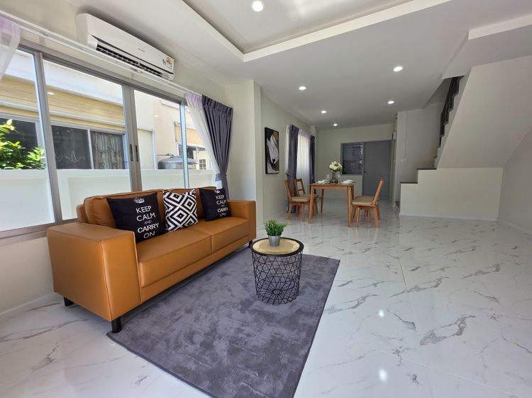 ตกแต่งครบ ขาย มบ.พูนสินธานี 3 ร่มเกล้า บ้านหลังมุม🥇 โล่งโปร่ง🥇 พร้อมอยู่ รูปที่ 4