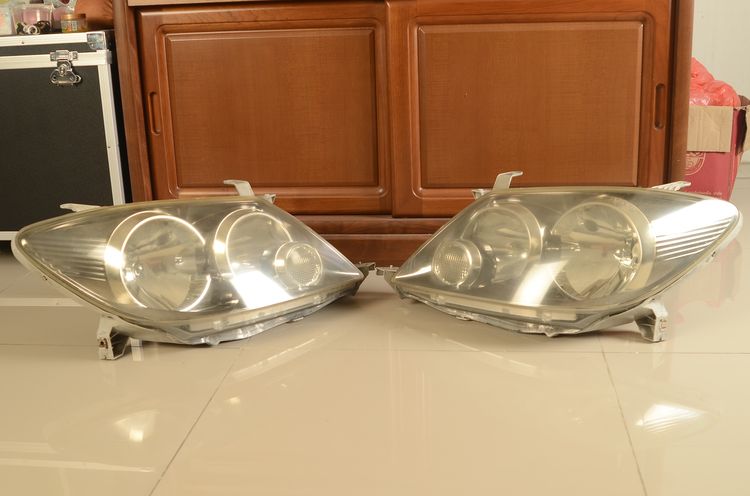 ไฟหน้าฟอจูนเนอร์ ปี 2004-2006