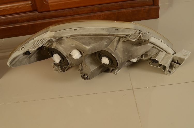 ไฟหน้าฟอจูนเนอร์ ปี 2004-2006 รูปที่ 10