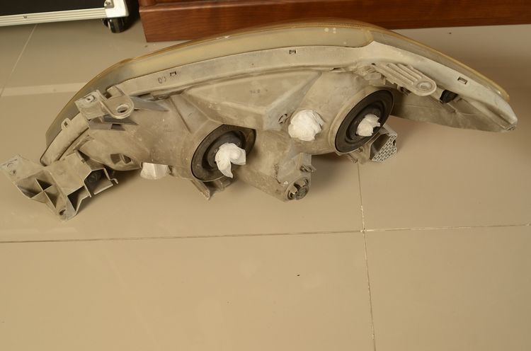 ไฟหน้าฟอจูนเนอร์ ปี 2004-2006 รูปที่ 9