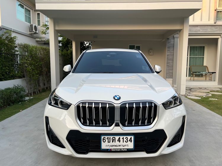 BMW X1 2025 2.0 sDrive20i M Sport Utility-car เบนซิน ไม่ติดแก๊ส เกียร์อัตโนมัติ ขาว รูปที่ 2