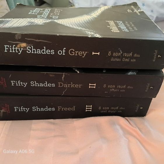 นิยายแปล เรื่อง fifty shades of grey 3 เล่ม 680 บาท รูปที่ 7