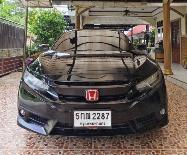 Honda Civic 2016 1.5 Turbo RS Sedan เบนซิน ไม่ติดแก๊ส เกียร์อัตโนมัติ ดำ รูปที่ 2