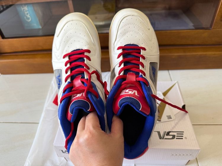 รองเท้ากีฬาแบดมินตัน รูปที่ 9