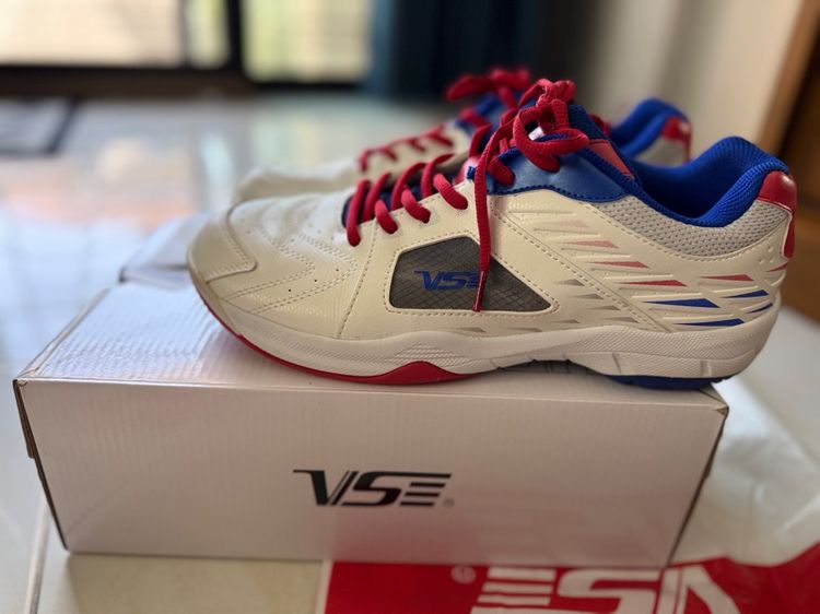 รองเท้ากีฬาแบดมินตัน รูปที่ 6