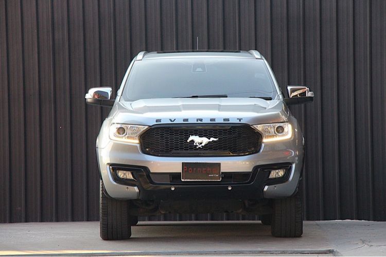 Ford Everest 2018 3.2 Titanium Plus 4WD Utility-car ดีเซล ไม่ติดแก๊ส เกียร์อัตโนมัติ บรอนซ์เงิน รูปที่ 3