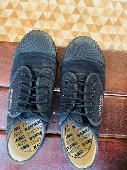 ไม่ระบุ ดำ L อื่นๆ รองเท้าผ้าใบนักเรียน