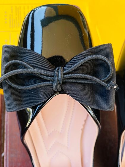 รองเท้าสวมผู้หญิง  รูปที่ 2