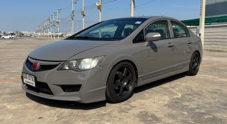 Honda Civic 2009 1.8 E i-VTEC Sedan เบนซิน ไม่ติดแก๊ส เกียร์ธรรมดา เทา รูปที่ 2