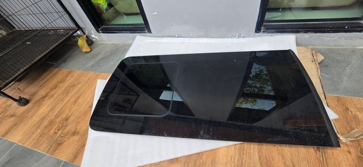 ขายกระจกรถ ฮุนได H1