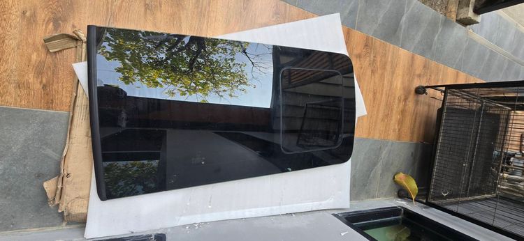 ขายกระจกรถ ฮุนได H1 รูปที่ 2