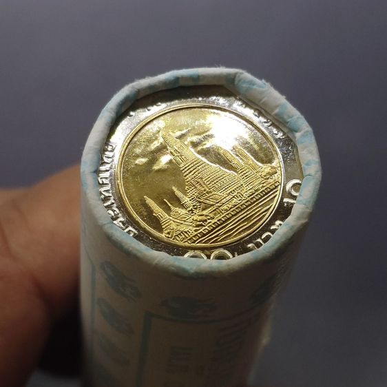 เหรียญไทย เหรียญหมุนเวียน 10 บาท ปี พ.ศ.2537 ไม่ผ่านใช้ เหรียญยกหลอด 40 เหรียญ เดิมๆ ไม่ผ่านใช้ จากกรมธนารักษ์ หายากมาก น่าสะสม  เหรียญโลหะสองสี พระบร