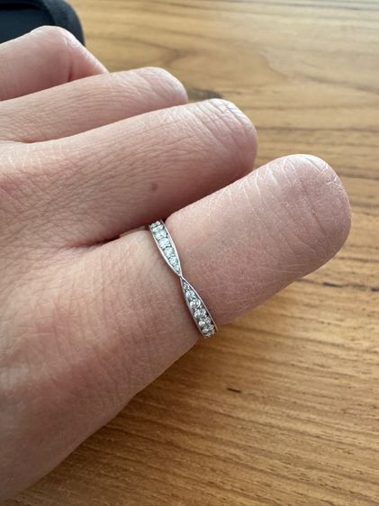 Tiffany and Co. Harmony Platinum Diamond Ring รูปที่ 4