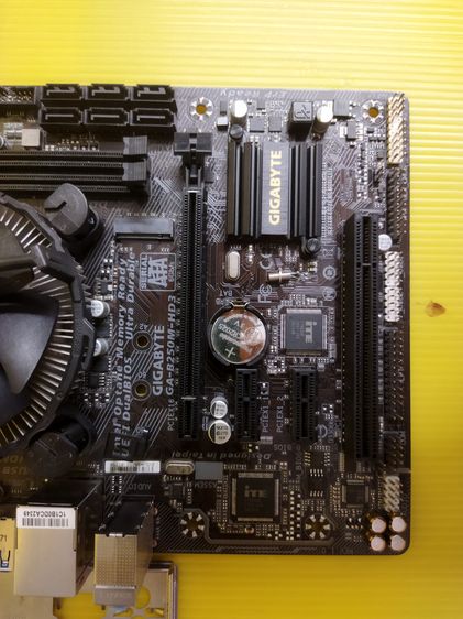 i5-7500 ๑3.8ghz 4c 4t การ์ดจอในตัวhd630 ๑ 350mhz พร้อม GIGABYTE รุ่น ga-b250m-hd3 ซิ้งลม แผ่นปิดหลัง  มีเก็บปลายทาง รูปที่ 12