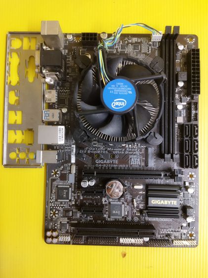 อื่นๆ i5-7500 ๑3.8ghz 4c 4t การ์ดจอในตัวhd630 ๑ 350mhz พร้อม GIGABYTE รุ่น ga-b250m-hd3 ซิ้งลม แผ่นปิดหลัง  มีเก็บปลายทาง