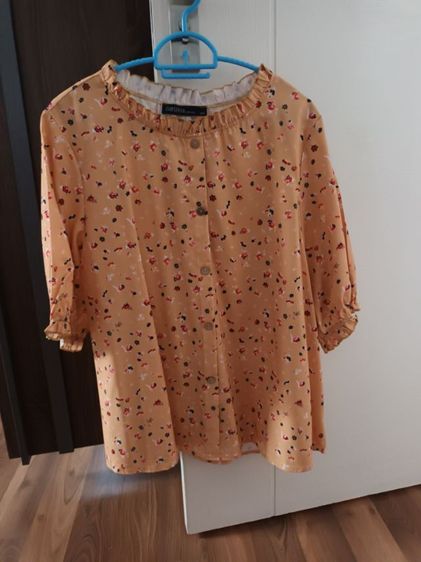 เสื้อใหม่ รูปที่ 2