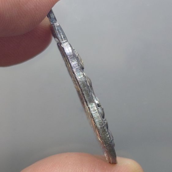 เหรียญพระไพรีพินาศ ภปร เนื้อเงิน ที่ระลึกครบ 50ปี แห่งการทรงพระผนวช ในหลวง รัชกาลที่ 9 วัดบวรนิเวศวิหาร พ.ศ.2549 สภาพสวย ผิวเดิม พร้อมกล่องเ รูปที่ 7