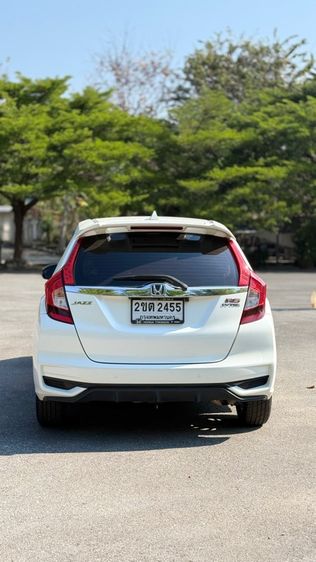 Honda Jazz 2019 1.5 RS i-VTEC Sedan เบนซิน ไม่ติดแก๊ส เกียร์อัตโนมัติ ขาว รูปที่ 4