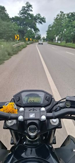 CB 300F เดิมๆโรงงานไม่เคยเเต่ง ยางใหม่ รถจอดไม่มีเวลาขับ ภาษี ไม่ขาดครับ รูปที่ 6