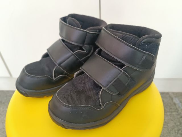 รองเท้าเด็ก Asics