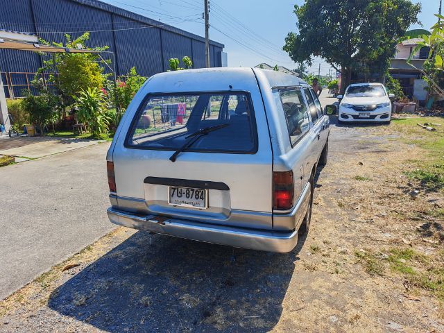 Toyota Hilux Mighty-X 1996 2.4 Van ดีเซล ไม่ติดแก๊ส เกียร์ธรรมดา เทา รูปที่ 4