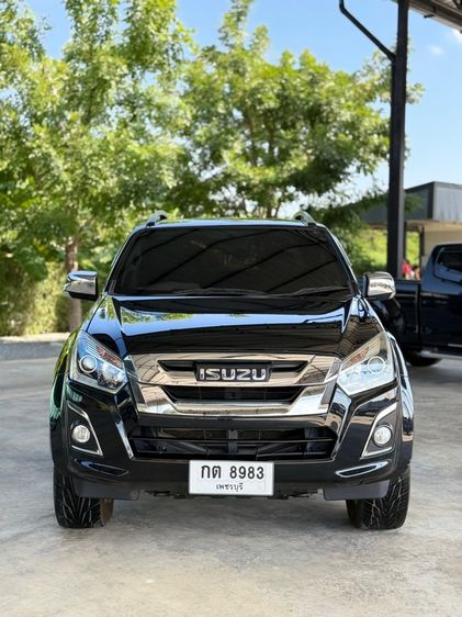 Isuzu D-MAX 2016 3.0 V-Cross Z 4WD Pickup ดีเซล ไม่ติดแก๊ส เกียร์ธรรมดา ดำ