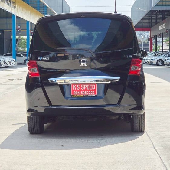 Honda Freed 2013 1.5 E Utility-car เบนซิน ไม่ติดแก๊ส เกียร์อัตโนมัติ ดำ รูปที่ 4