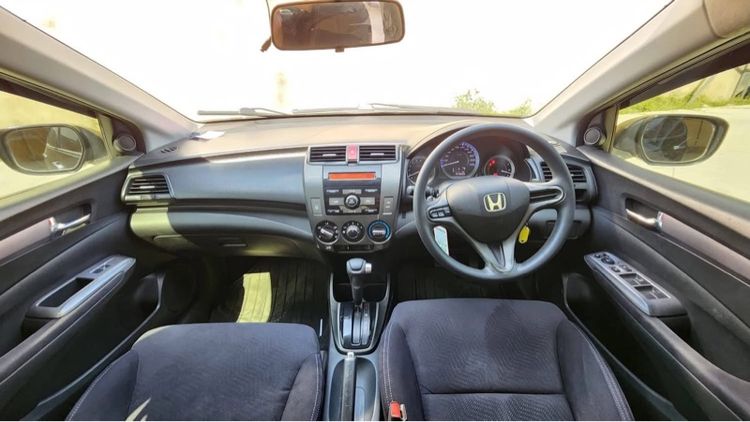 Honda City 2012 1.5 Sv i-VTEC Sedan เบนซิน ไม่ติดแก๊ส เกียร์อัตโนมัติ ดำ รูปที่ 4