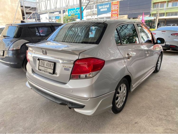 Honda Brio 2013 1.2 V Sedan เบนซิน ไม่ติดแก๊ส เกียร์อัตโนมัติ เทา รูปที่ 3