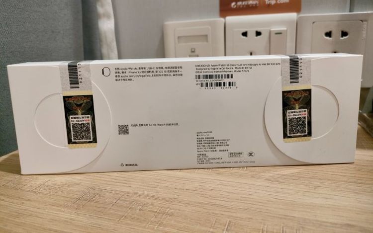 Apple Watch SE Gen 2 (40mm) GPS สี Midnight รูปที่ 2