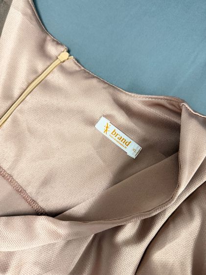 ชุดเดรสออกงาน ชุดราตรี รูปที่ 2