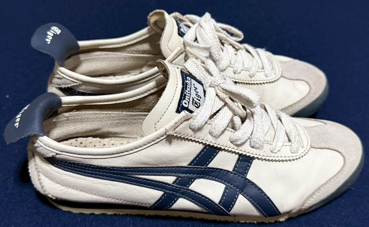 รองเท้า Onitsuka Tiger สภาพสวยมาก 85 เปอร์เซ็นต์ จากเกาหลี