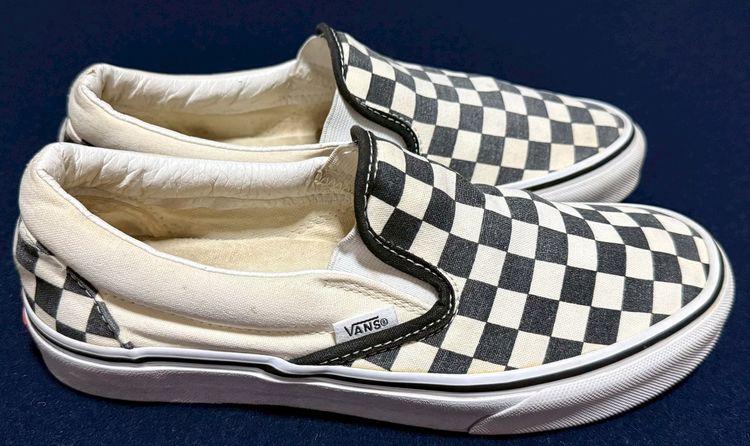 อื่นๆ รองเท้าผ้าใบ ผ้าใบ UK 5.5 | EU 38 2/3 | US 7 อื่นๆ รองเท้า Vans สภาพสวยมาก 85 เปอร์เซ็นต์ จากเกาหลี