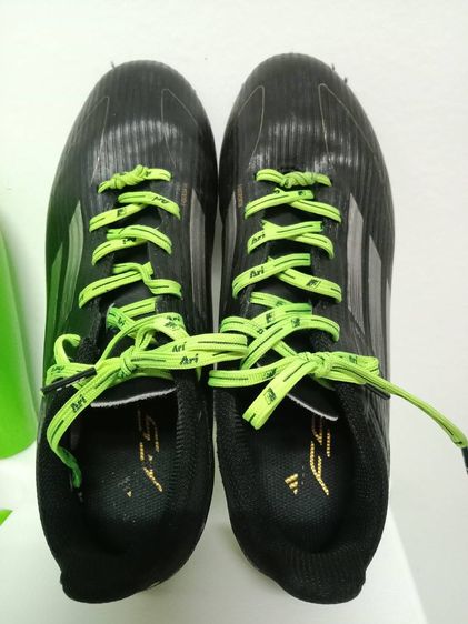 รองเท้าฟุตบอล Adidas f50 รูปที่ 5