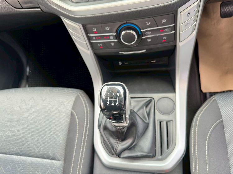 MG Extender 2024 2.0 Grand D Pickup ดีเซล ไม่ติดแก๊ส เกียร์ธรรมดา เทา รูปที่ 4