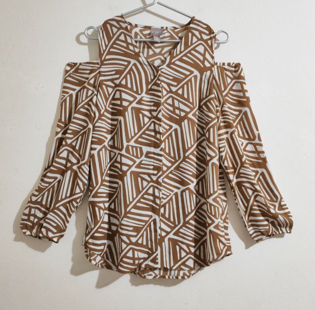 เสื้อเชิ้ตหญิงคอวี รูปที่ 5