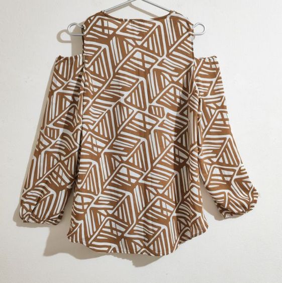 เสื้อเชิ้ตหญิงคอวี รูปที่ 8