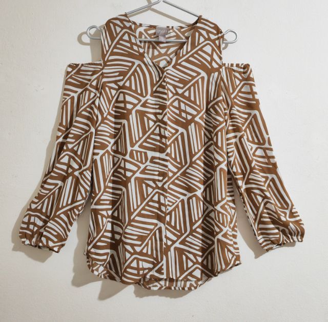 เสื้อเชิ้ตหญิงคอวี รูปที่ 4