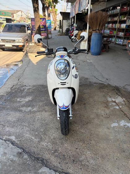 2016 HONDA SCOOPY I