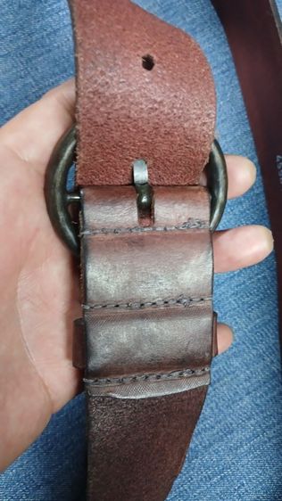 เข็มขัดหนังแท้ AMSTERDAM HERITAGE เอว 33 ถึง 38
กว้าง 1.7 ยาวรวมหัว 43.8
แบรนด์แพง หนังสวยมาก 
สภาพกริ๊บ ตัวอย่างตามรูปท้าย รูปที่ 10